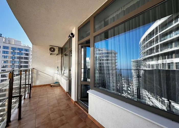 48 Pearl Cozy Odessa