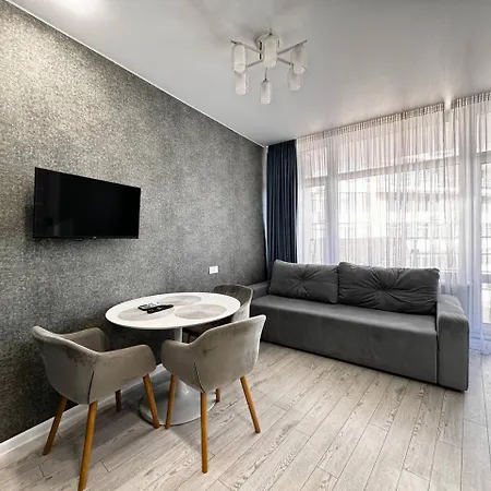 48 Pearl Cozy * Odesa